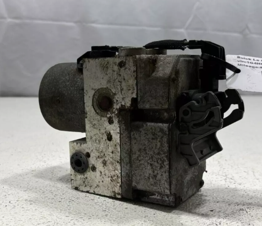 2003 Buick Lesabre ABS Anti Lock Brake Actuator Pump OEM