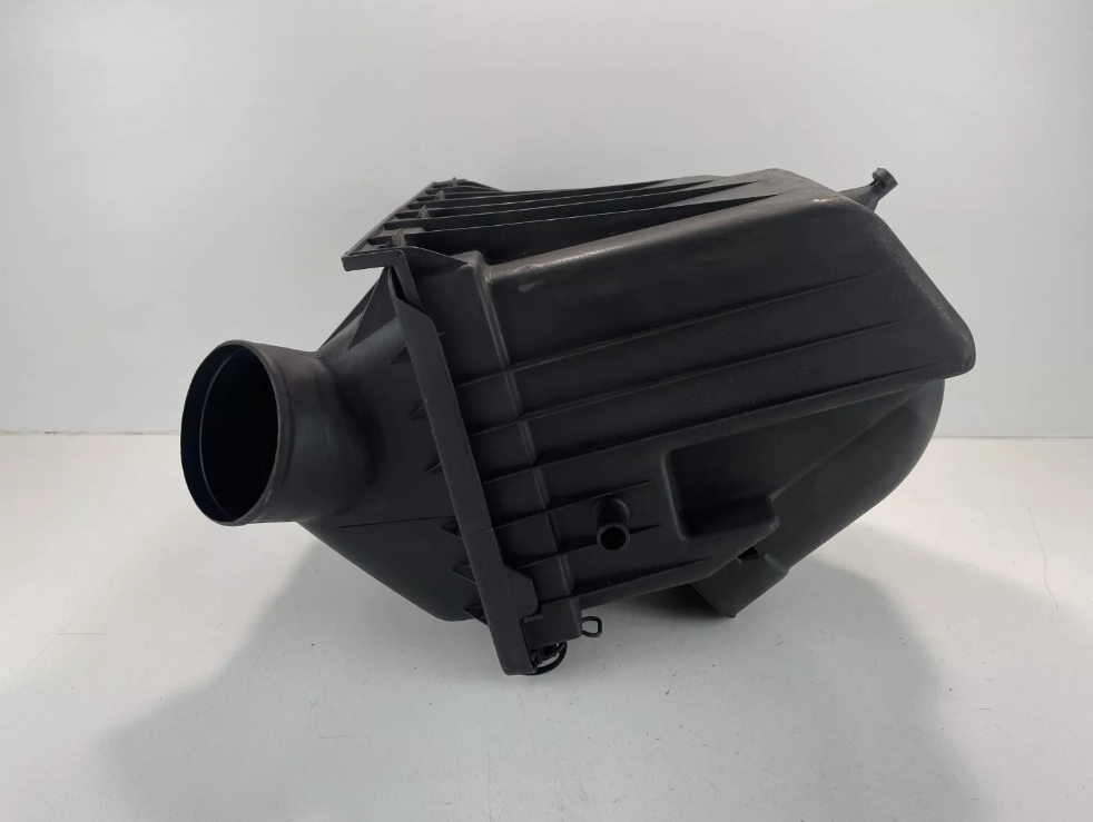 JEEP LIBERTY 2004-2007 3.7L Air Intake Cleaner Box Filter Assembly OEM WARRANTY