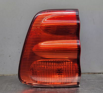 DRIVER LEFT Tail Light Liftgate Mounted Toyota Sequoia 2001-2004