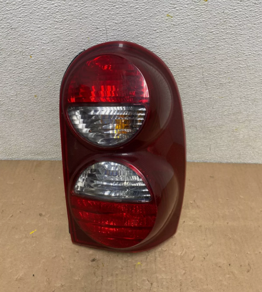 Passenger right side rh Tail Light Lamp Assembly Fits 2005-2007 Jeep LIBERTY