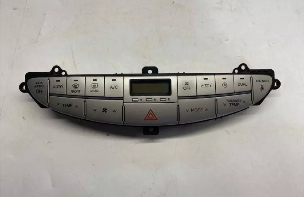 A/C Heater Temp Control Hyundai Genesis Sedan opt 972BA1 2010-2013 WARRANTY