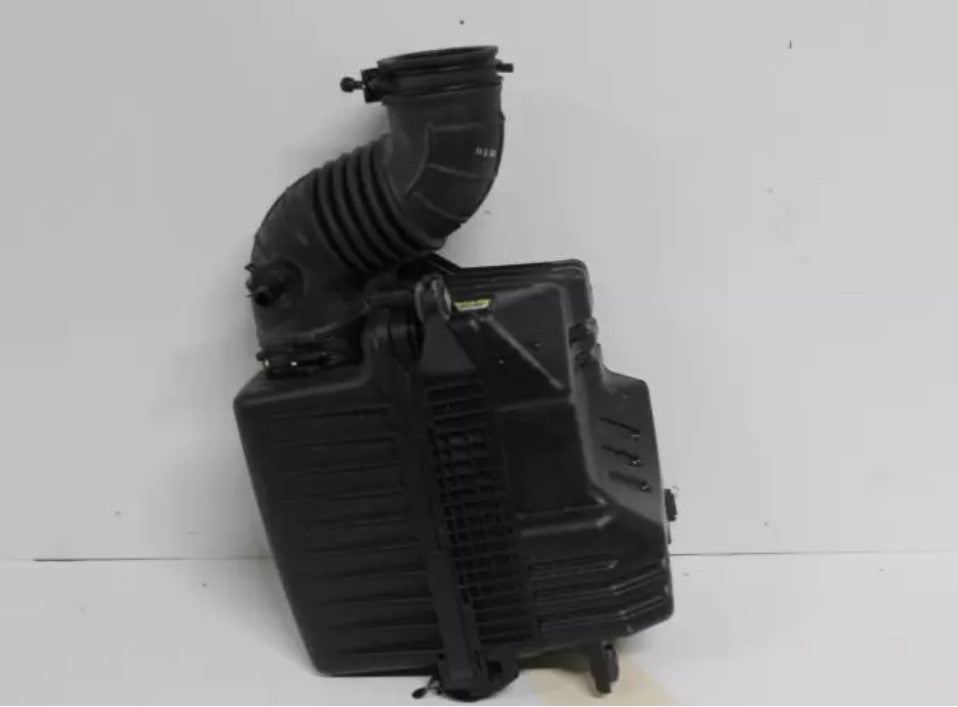 Hyundai Accent 2012-2017 1.6L Air Intake Box Cleaner WARRANTY