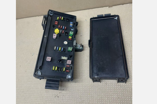 2006-09 DODGE RAM 1500 2500 FUSEBOX w/ TIPM TOTALLY INTEGRATED POWER MODULE 002