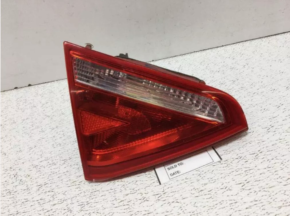 Incandescent left lh Tail Light Assembly OEM 2008-2016 Audi S5