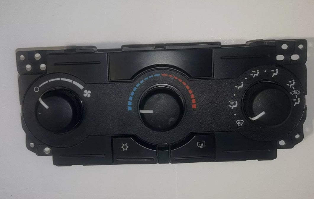 2005-2007 Chrysler 300 Auto Dual Zone Fahrenheit Temp Control OEM 06 07 WARRANTY