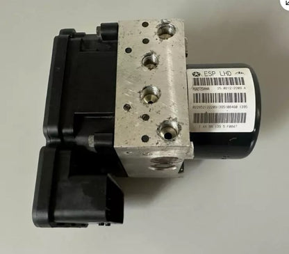 2014-2020 Dodge Journey Used ABS Anti-Lock Brake Pump Module Assembly OEM 14-20 WARRANTY