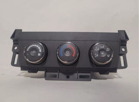 BUICK LUCERNE 2006 MANUAL (opt C67) HEATER A/C CLIMATE CONTROLS OEM WARRANTY