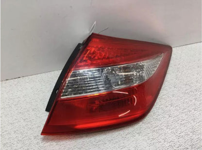 Honda Accord Crosstour 2010-2012 Tail light RIGHT Passenger RH Side Oem