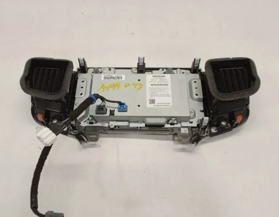 2019-2022 Honda Passport GPS Display Screen AM FM Radio OEM