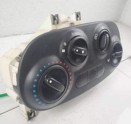 FIAT 500 2012-2017 AC Heater Climate Control Tem Auto White Face Plate WARRANTY