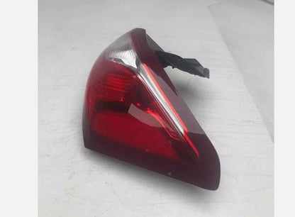 CHEVROLET EQUINOX RH Right Tail Light Assy Quarter Mounted OEM 2018 - 2020